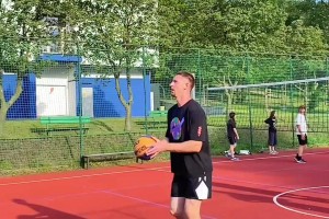 辽宁男篮：目前球队运营稳定，无任何出售计划